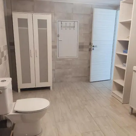 Charmant Studio A Du Gard דירה קסטיון-דו-גארד
